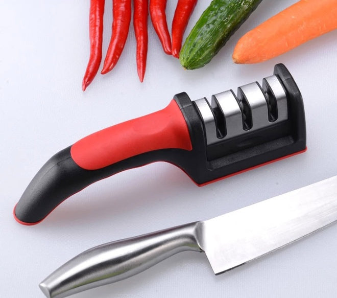 Quick-Fix Kitchen Knife Sharpener for Everyday Cooking
