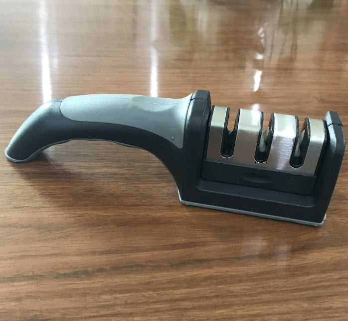 Quick-Fix Kitchen Knife Sharpener for Everyday Cooking