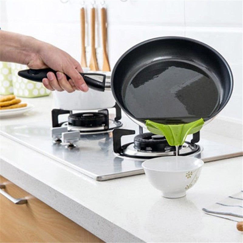 Silicone Pouring Spout for Clean, Mess-Free Transfers
